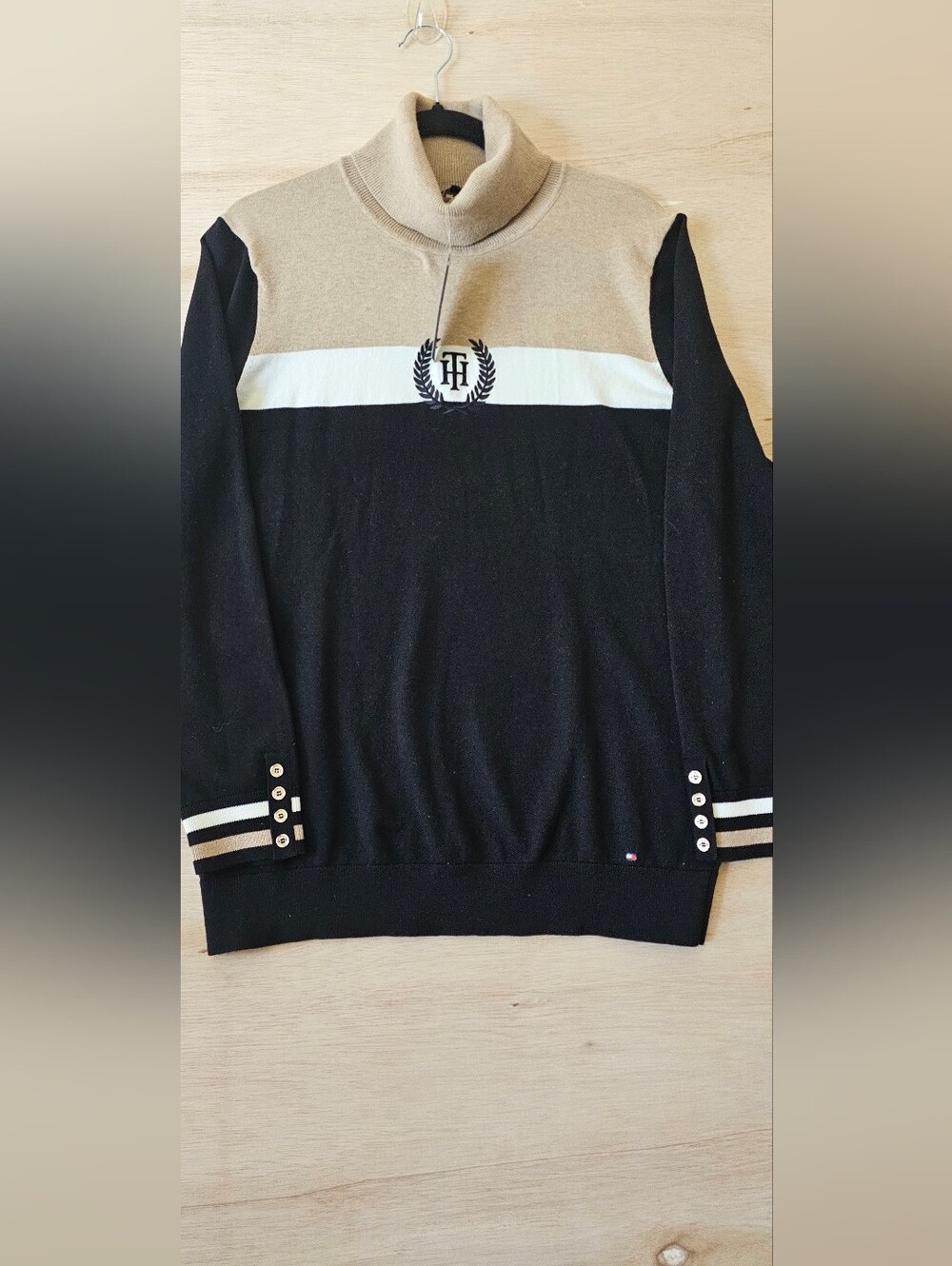 Tommy Hilfiger Turtleneck Sweater Women XL Colorblock Monogram Crest NWT